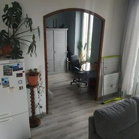Habitación en casa particular Chambres Dans Un Bel Immeuble Des Années 30